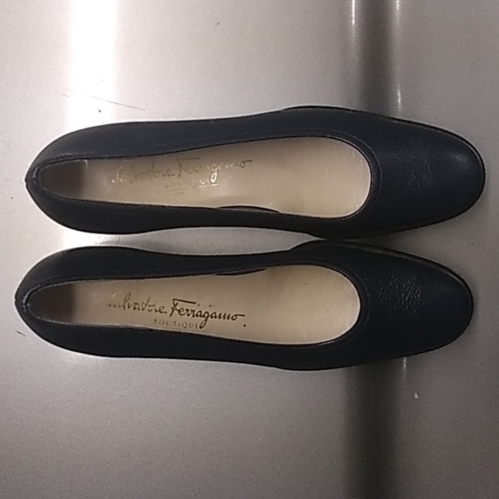 Shoes - Picture 2 of 2